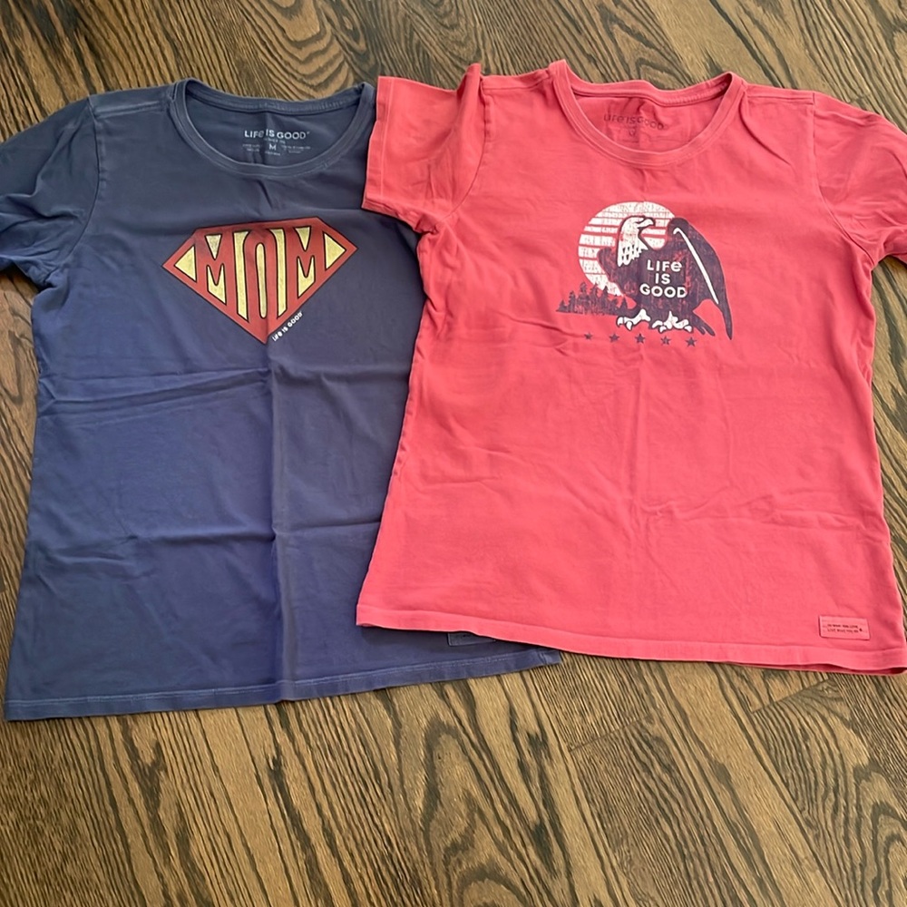Lot of 2 Life is Good Crusher Tee Sz M